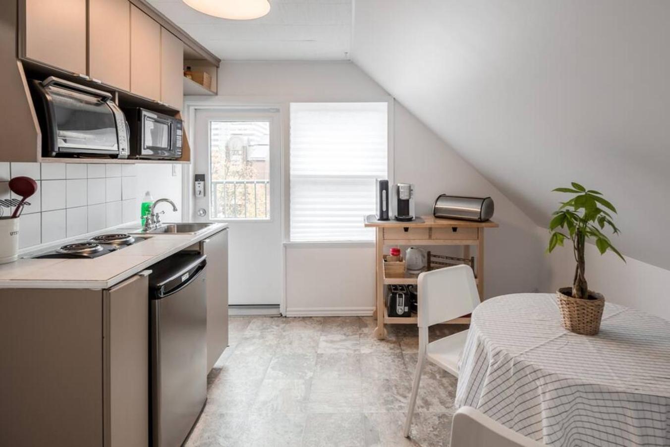 The Loft At Hiltz House Apartment Халифакс Екстериор снимка